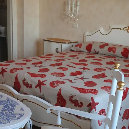 Carlo V - Queen Guest house Gallipoli
