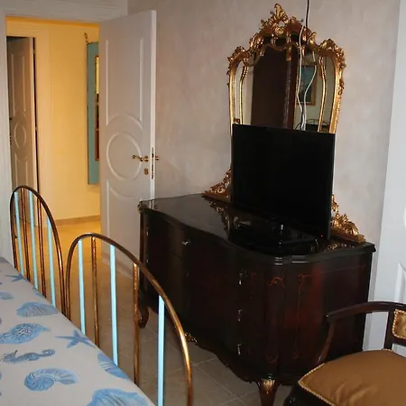 Guest house Carlo V - Queen *